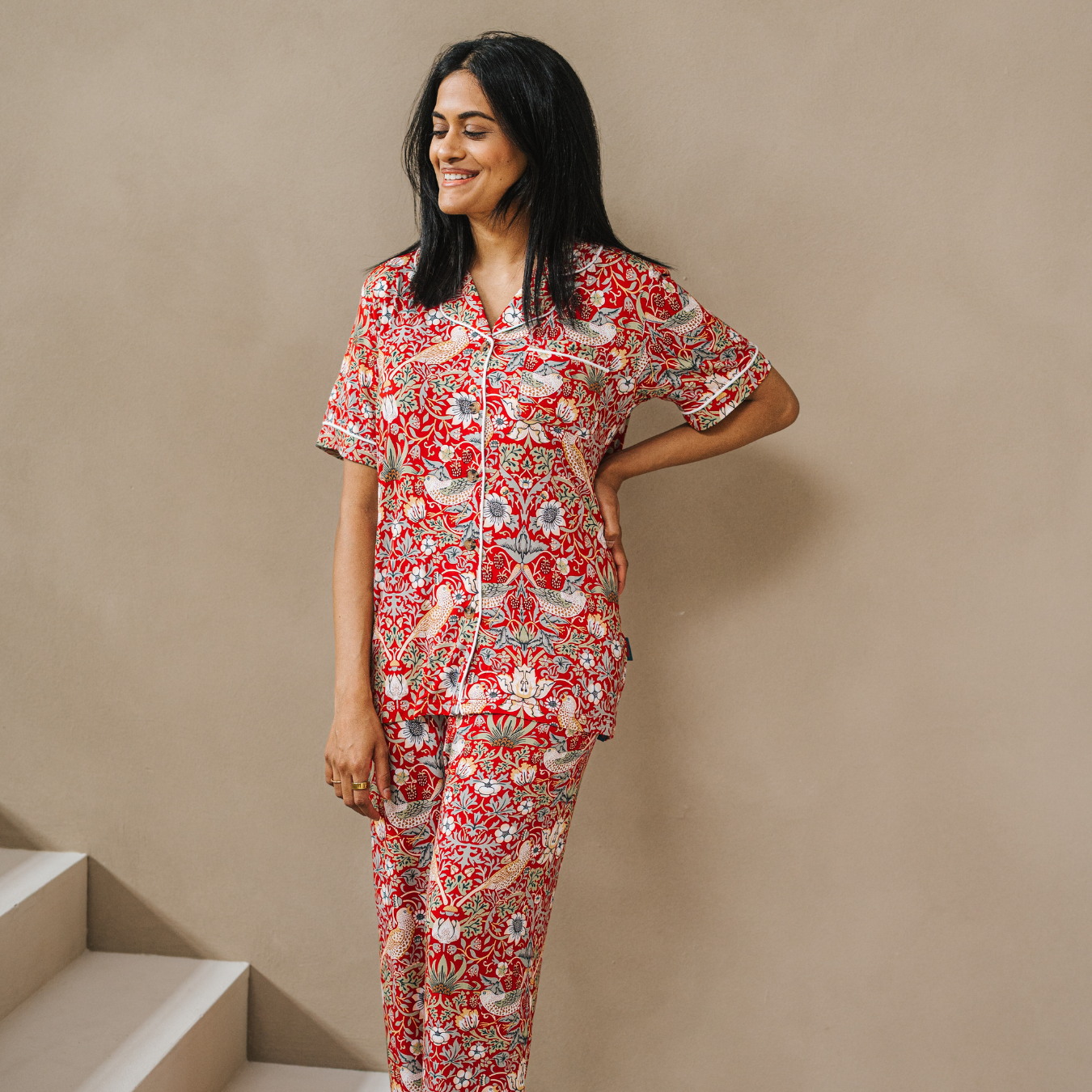 William Morris Ladies Pyjamas Set Strawberry Thief Red